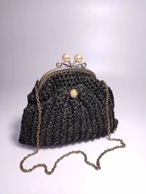 Τσάντα μικρή με vintage κούμπωμα λαδί