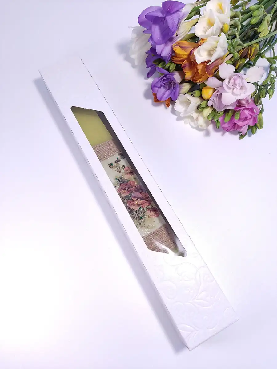 Λαμπάδα κίτρινη με εικόνα από λουλούδια