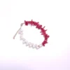 Βραχιόλι με λευκά μαργαριτάρια & κόκκινο κοράλλι