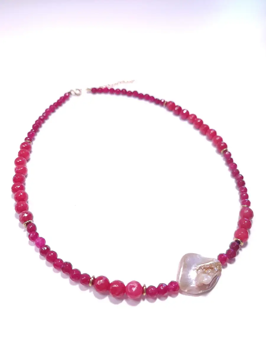 Κολιέ τσόκερ με κόκκινο νεφρίτη