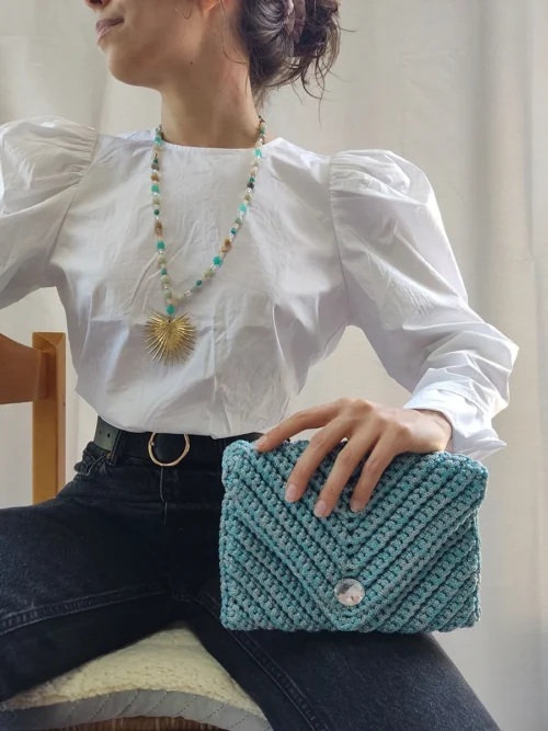 Τσάντα φάκελος με σχέδιο τρίγωνο σιέλ