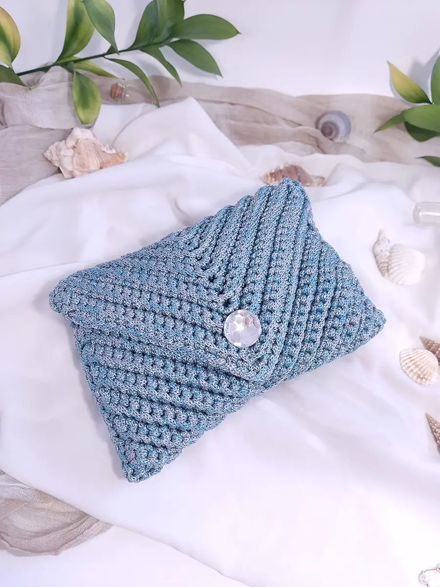 Τσάντα φάκελος με σχέδιο τρίγωνο σιέλ