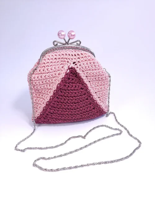 BAG-0024 (5) Χειροποίητο Πλεκτό Ροζ Τσαντάκι με Αλυσίδα και Vintage Μεταλλικό Κούμπωμα | CHRISARTI