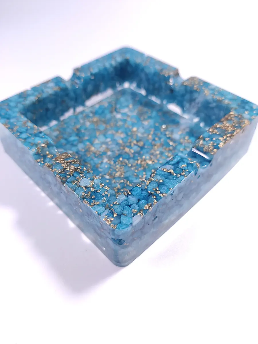 ASHTRAY-0002 (3) Τασάκι τετράγωνο με τιρκουάζ πετραδάκια