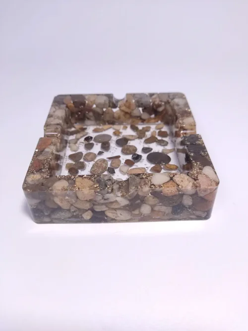 ASHTRAY-0003 (1) Τασάκι τετράγωνο με φυσικά βοτσαλάκια