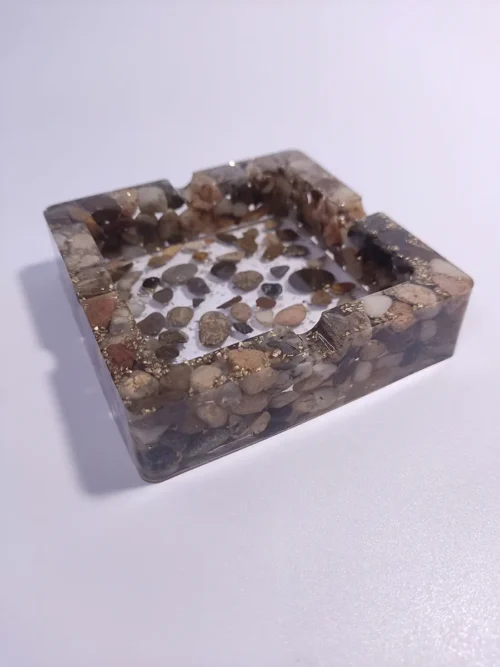 ASHTRAY-0003 (3) Τασάκι τετράγωνο με φυσικά βοτσαλάκια