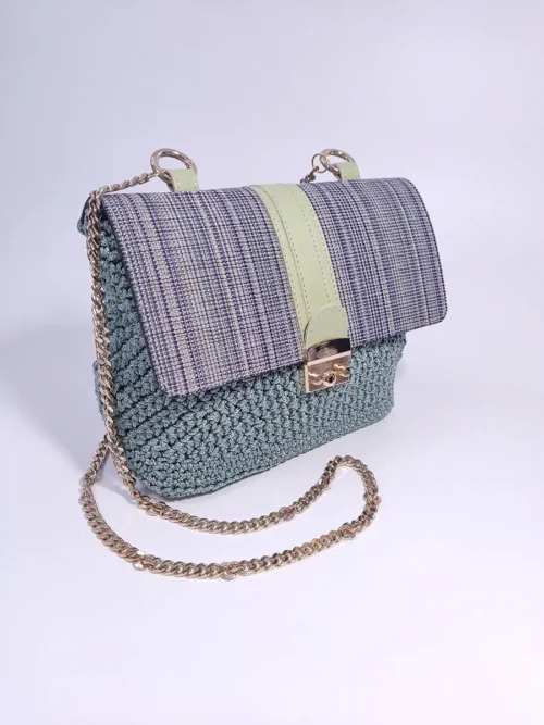 BAG-0028 (1) Πλεκτή Τσάντα Ώμου σε Βεραμάν Χρώμα με Χρυσή Αλυσίδα και Δίχρωμο Καπάκι από Δερματίνη | CHRISARTI