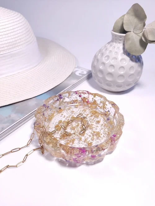 Διακοσμητικό πιατάκι με αποξηραμένα λουλούδια & φύλλα χρυσού