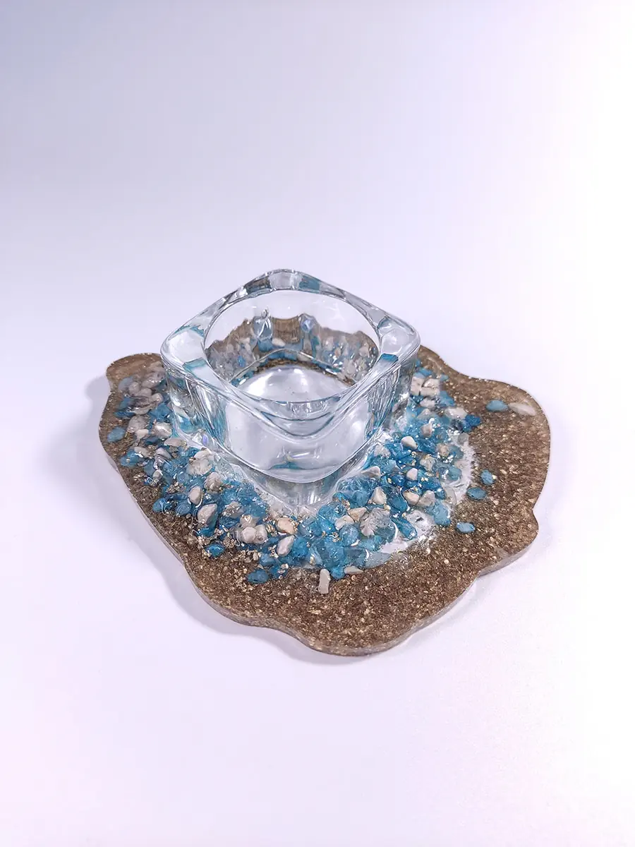 Διακοσμητική βάση ρεσό από υγρό γυαλί με πετραδάκια