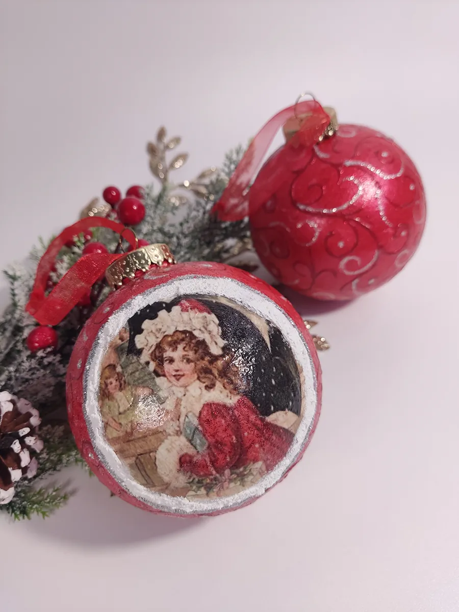 XMAS-0043 (4) Σετ 2 XMAS χειροποίητες μπάλες 10cm με vintage εικόνες