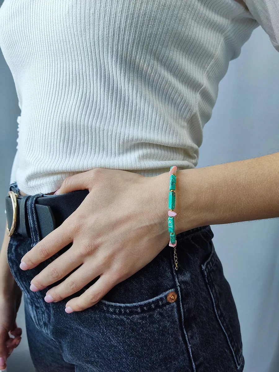 Κολιέ τσόκερ με πράσινο χαολίτη & ροζ κοχύλι