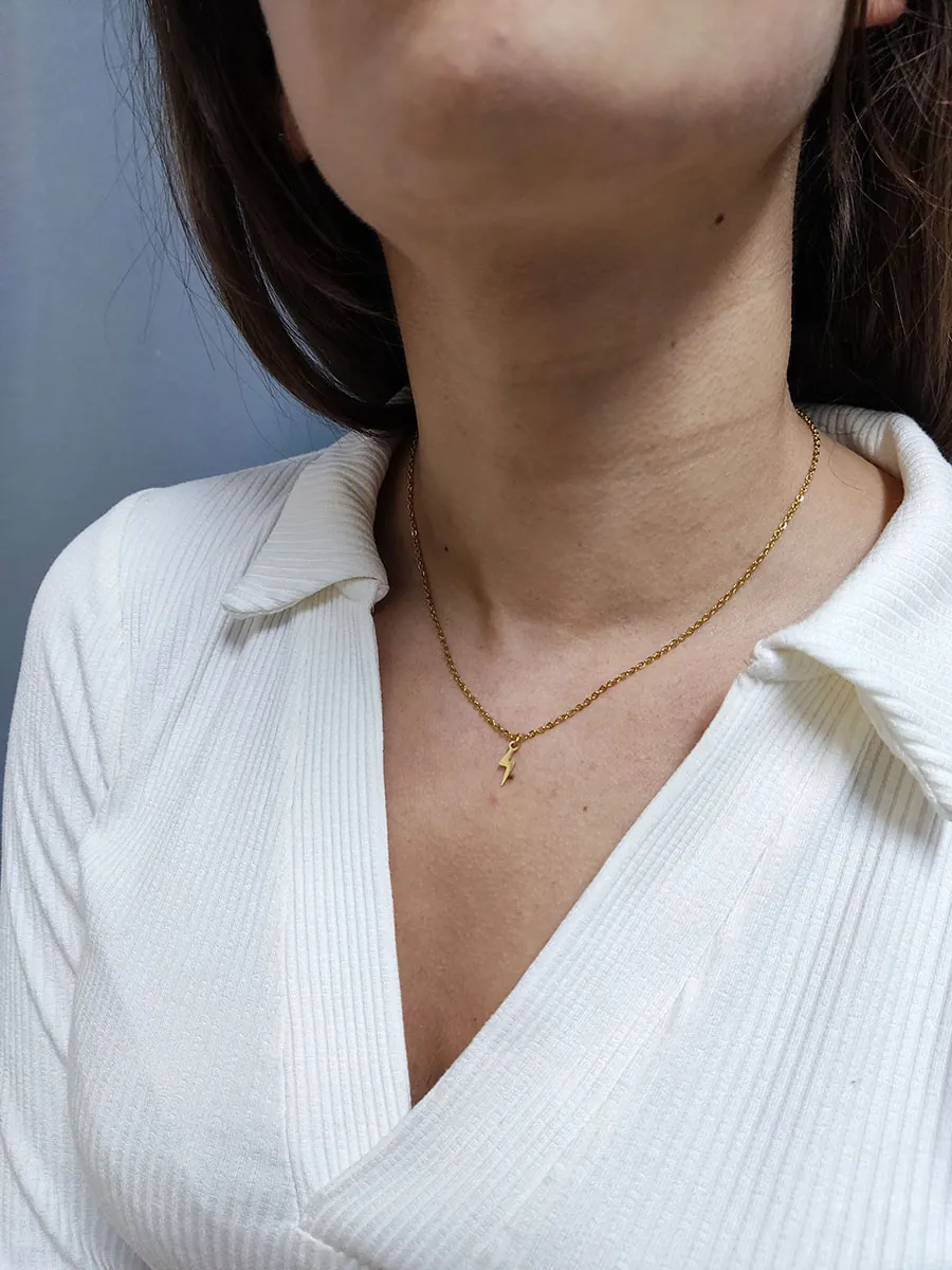 NECKLACE-0045 (3) Αλυσίδα ατσάλινη χρυσή με κεραυνό