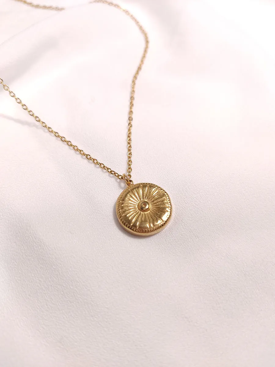 NECKLACE-0048 (1) Αλυσίδα ατσάλινη χρυσή με στρογγυλό στοιχείο ήλιο