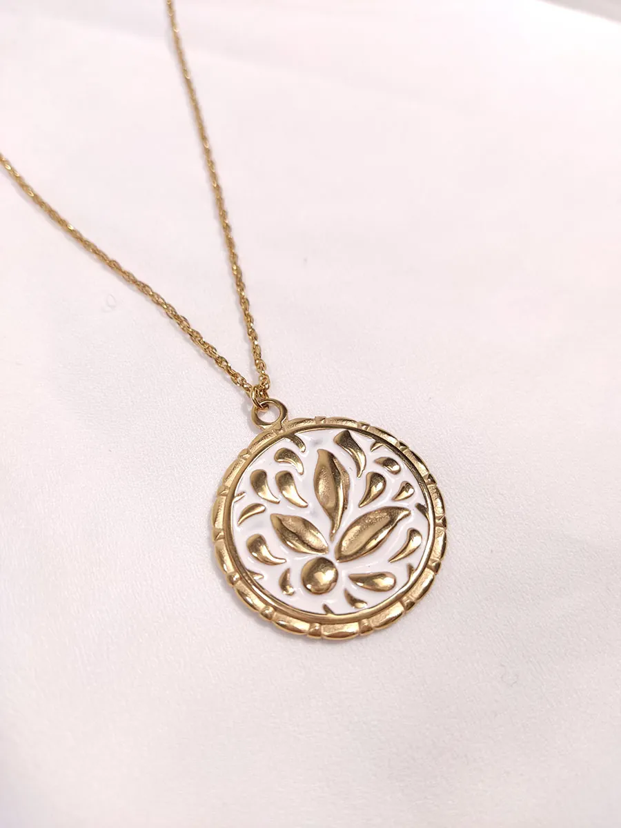 Αλυσίδα ατσάλινη χρυσή με στρογγυλό στοιχείο με σκαλιστά σχέδια