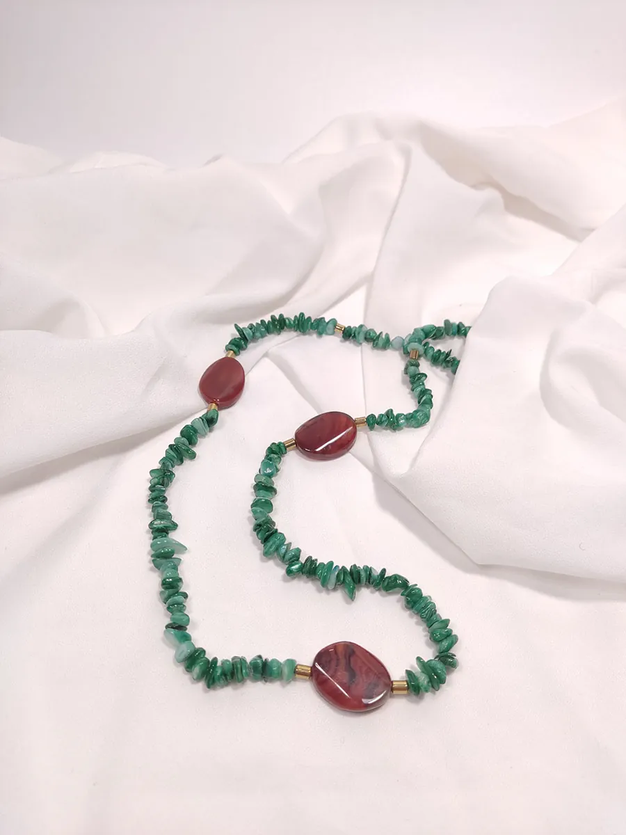 Κολιέ με πράσινο κοχύλι & κόκκινο αχάτη