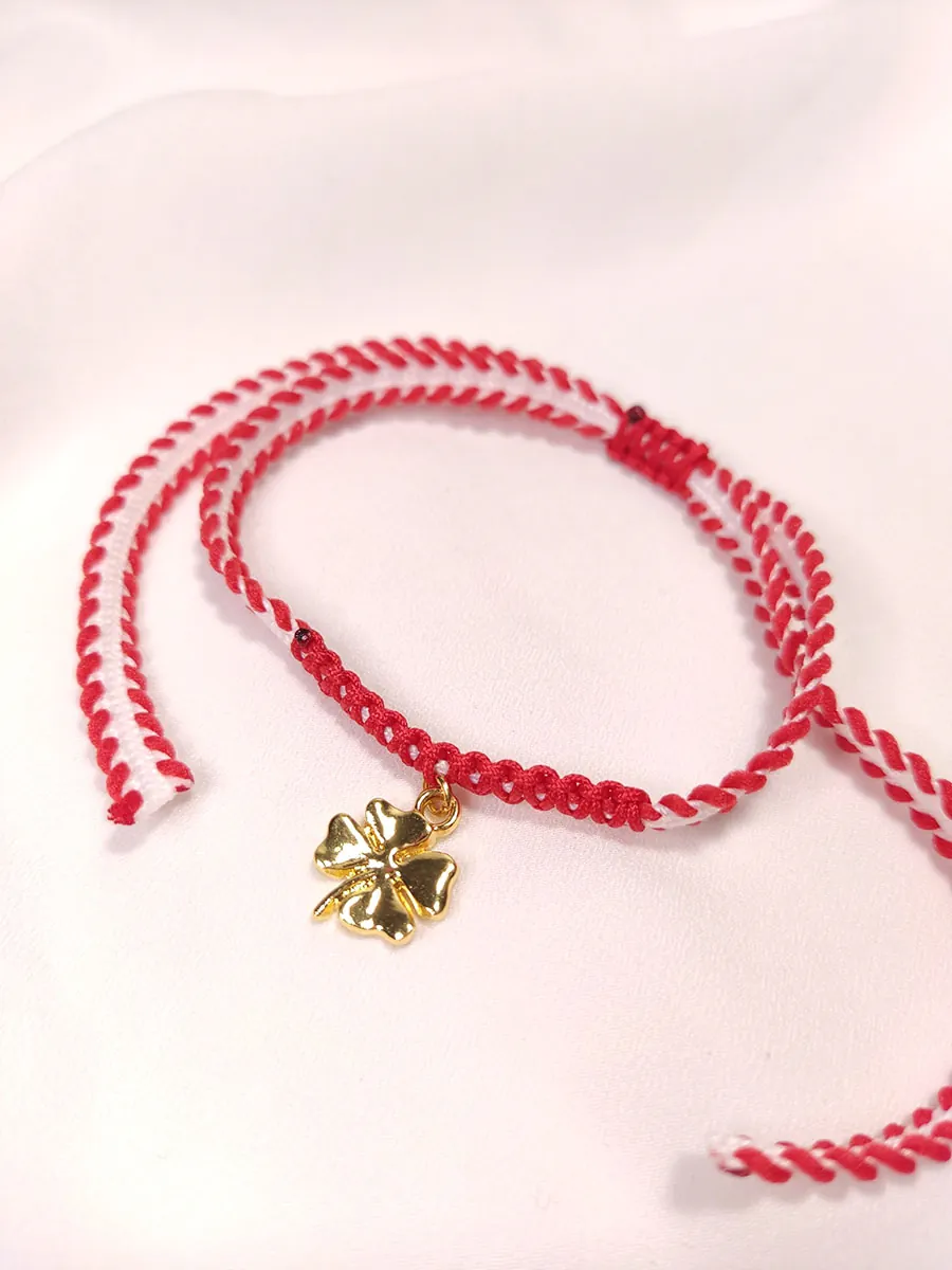 MARCHBR-0003 (2) Βραχιόλι Μαρτάκι με κρεμαστό χρυσό τετράφυλλο τριφύλλι