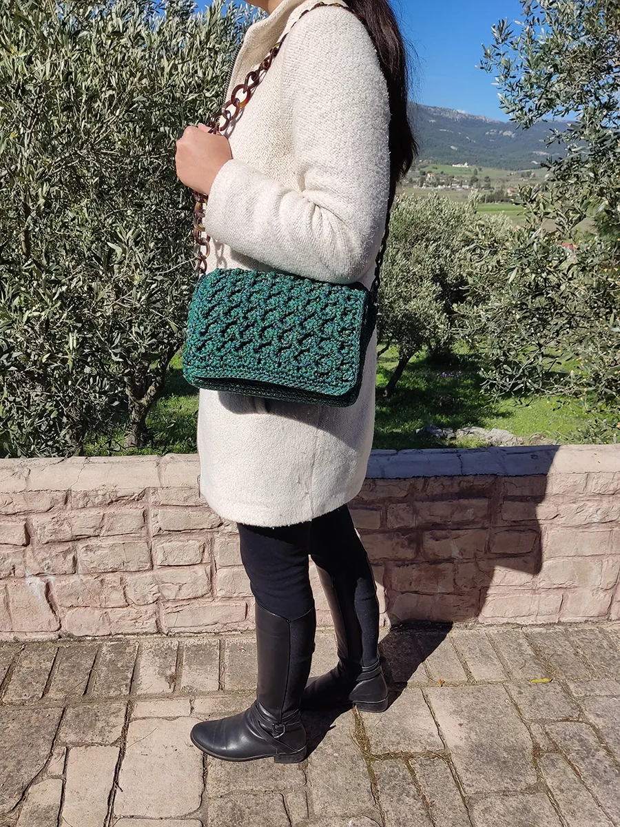 Χειροποίητη πράσινη τσάντα ώμου