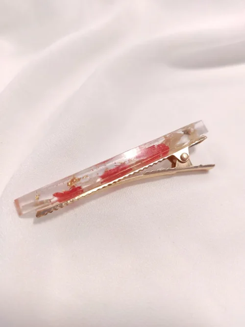 Κλιπ μαλλιών με κόκκινα & λευκά πέταλα ορτανσίας