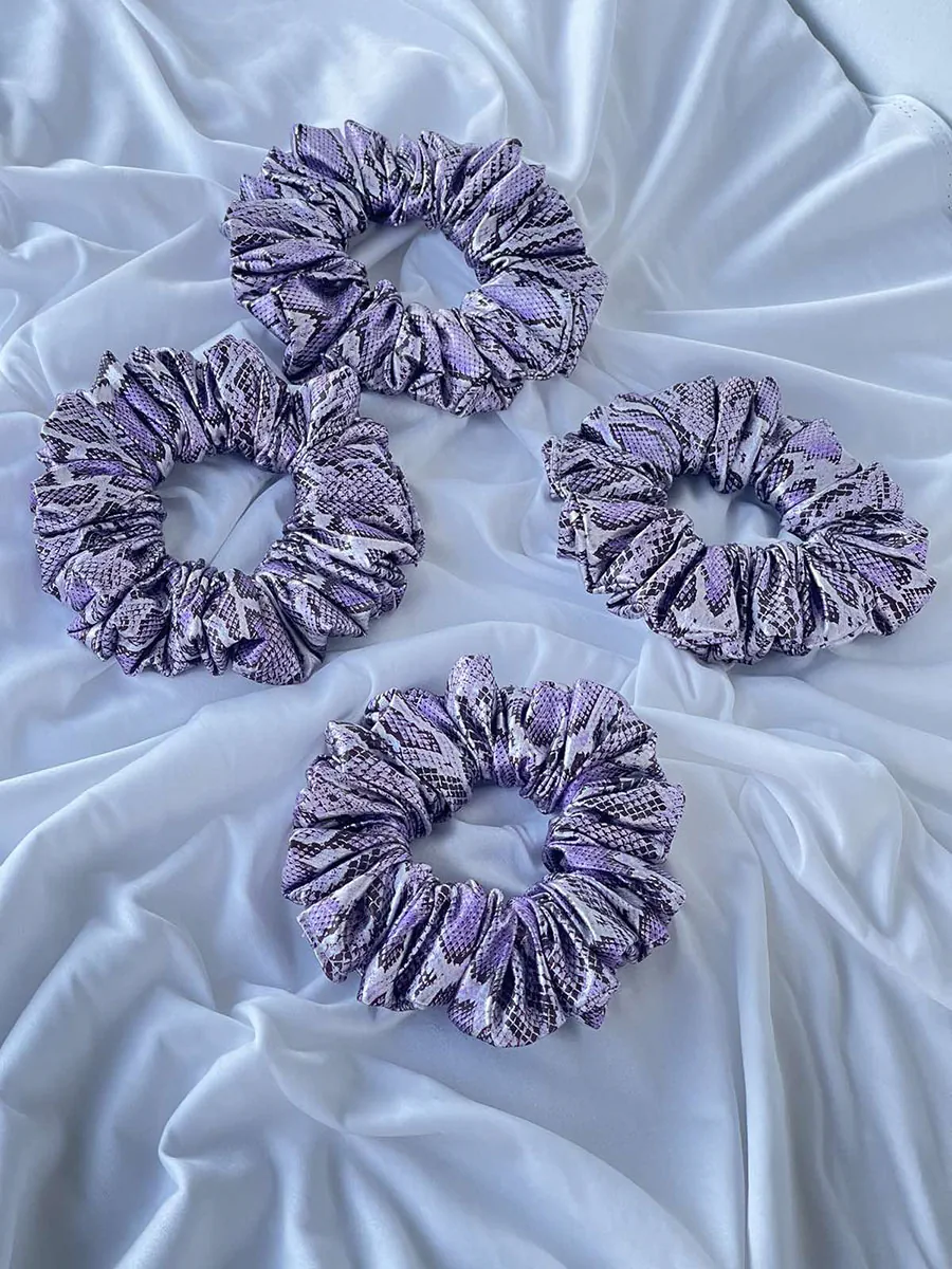 Scrunchie Λάστιχο μαλλιών δερματίνης snake print μοβ Large