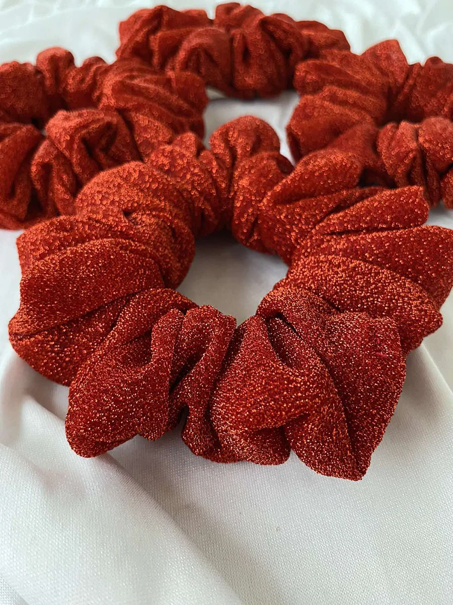 Scrunchie Λάστιχο μαλλιών κόκκινο glitter 2 μεγέθη