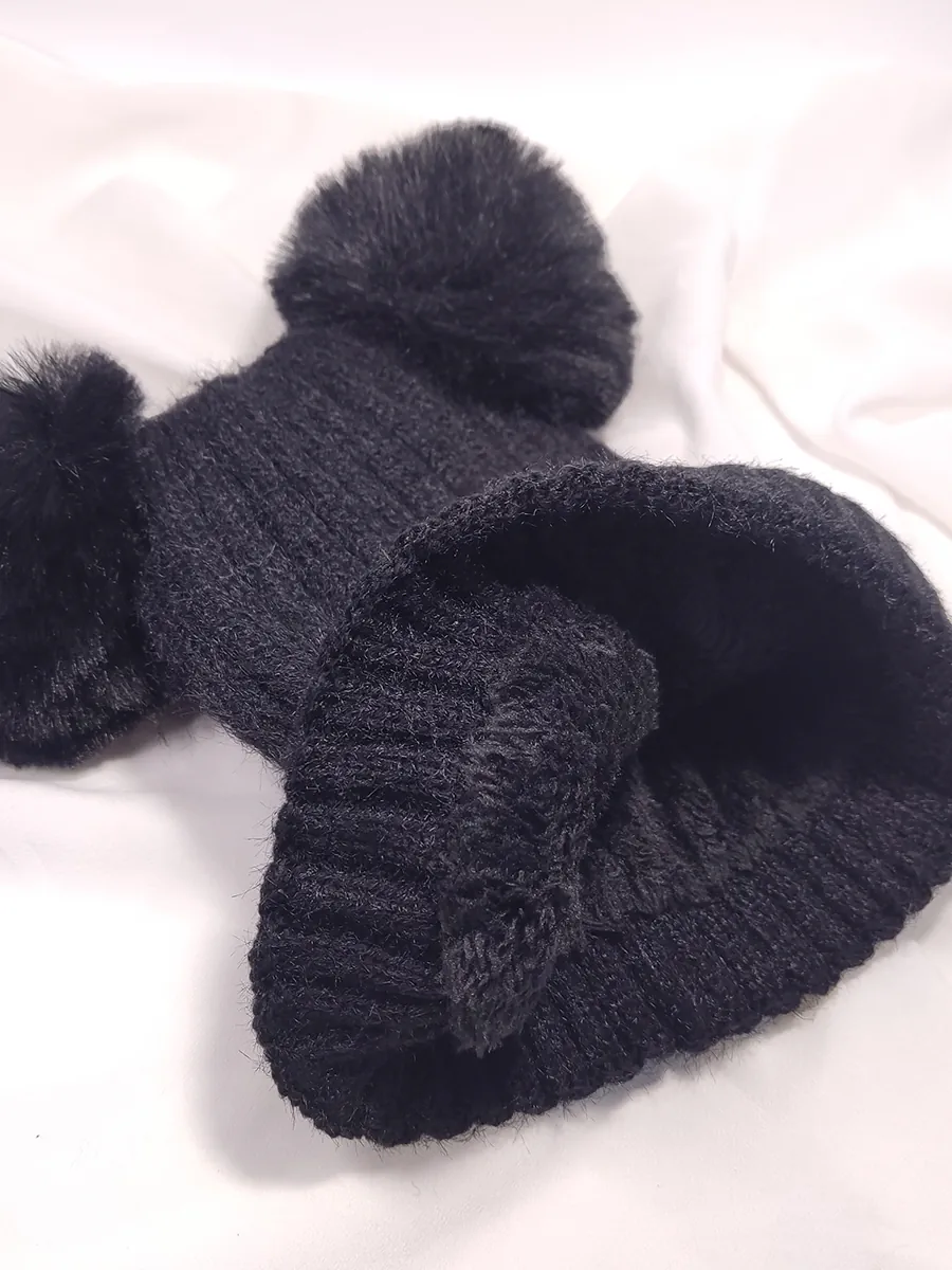 Μονόχρωμο Σκουφί με Δύο Φούντες και Επένδυση – 3 αποχρώσεις | CHRISARTI