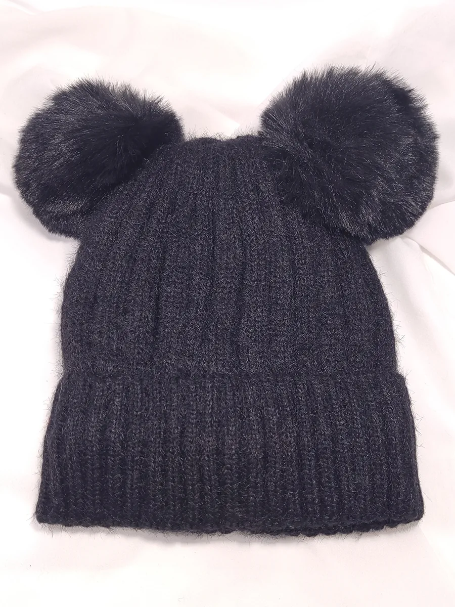 Μονόχρωμο Σκουφί με Δύο Φούντες και Επένδυση – 3 αποχρώσεις | CHRISARTI