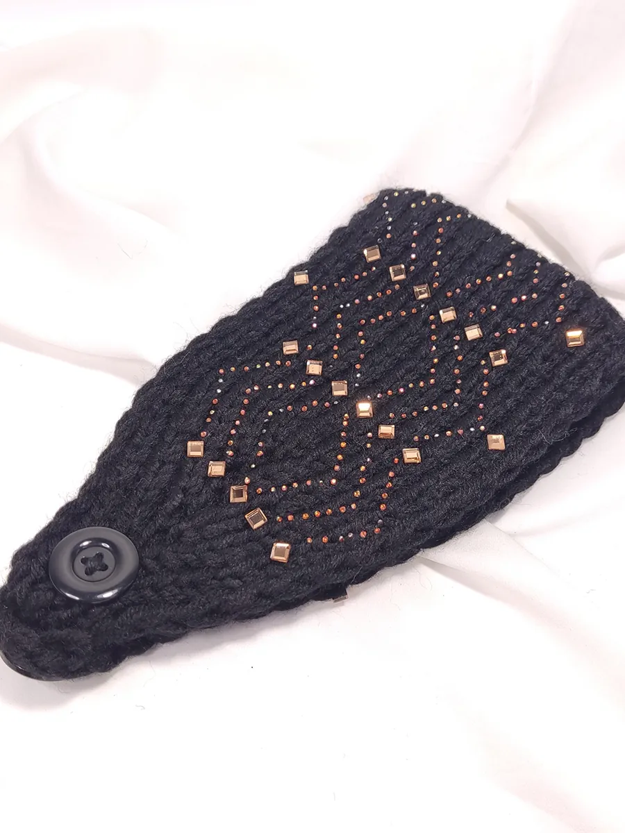 Κορδέλα μαλλιών πλεκτή με στρας & κουμπί