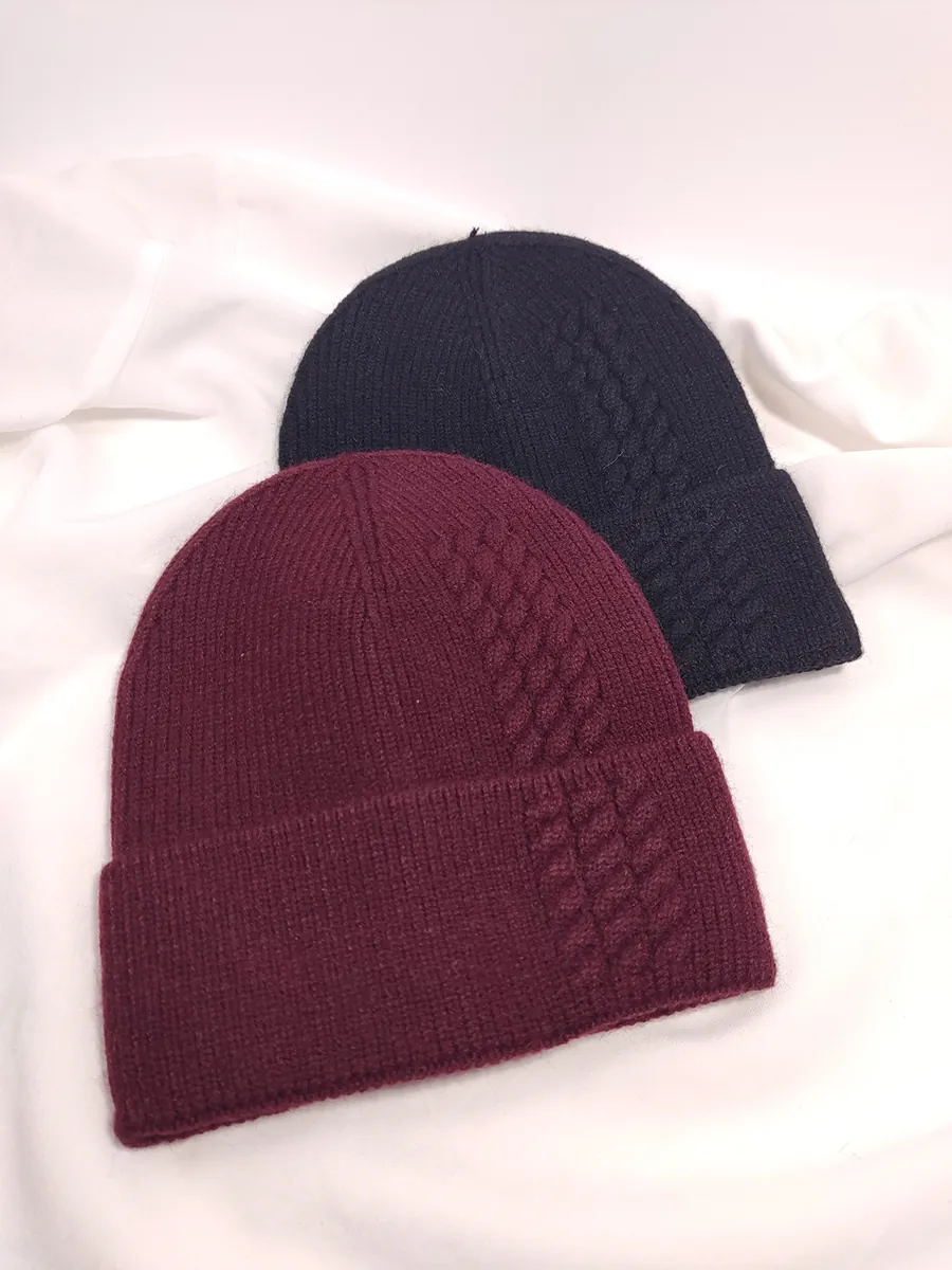 Σκουφί αντρικό μονόχρωμο με πλεξούδα 2 χρώματα