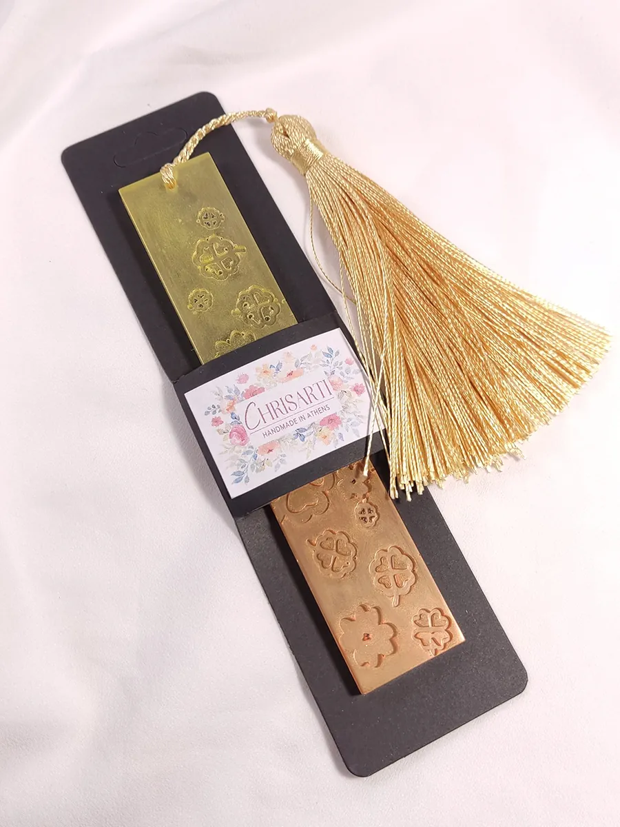 BOOKMARK-0013 (1) Σελιδοδείκτης δίχρωμος με ανάγλυφα τετράφυλλα τριφύλλια