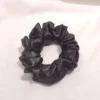 Scrunchie Λάστιχο μαλλιών σατέν μαύρο 2 μεγέθη