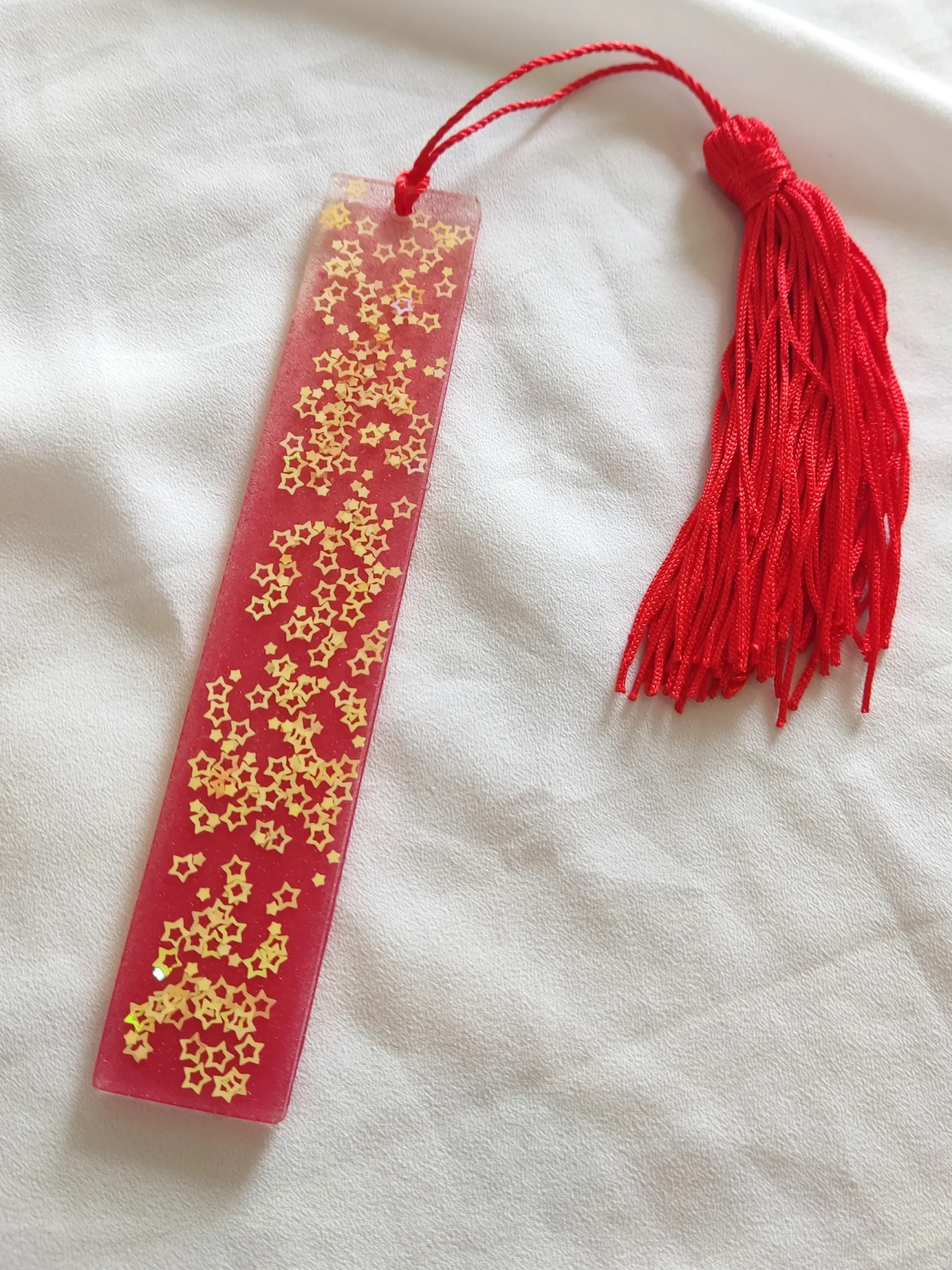 BOOKMARK-0026 Σελιδοδείκτης με κίτρινα αστεράκια