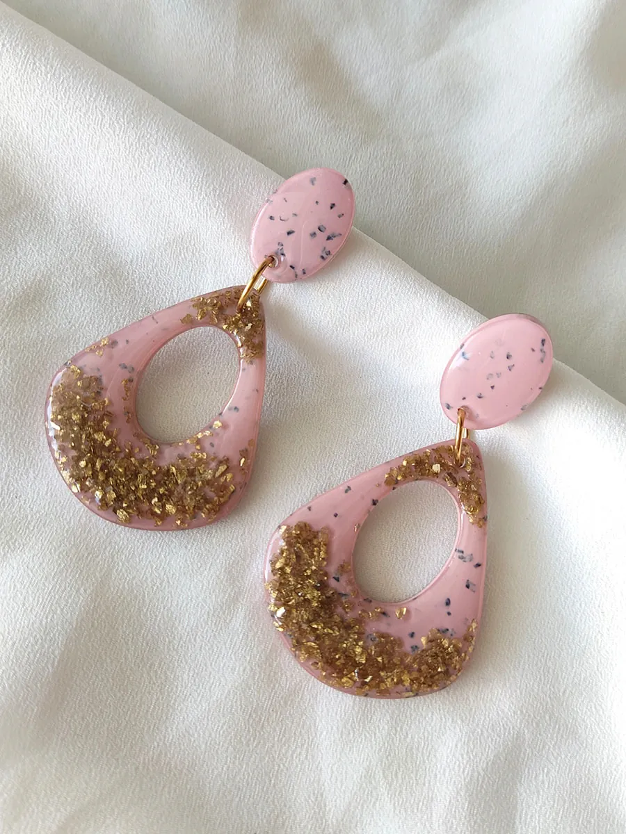 EARRINGKR-0002-1 Σκουλαρίκια ατσάλινα κρεμαστά από ρητίνη με χρυσά πετραδάκια