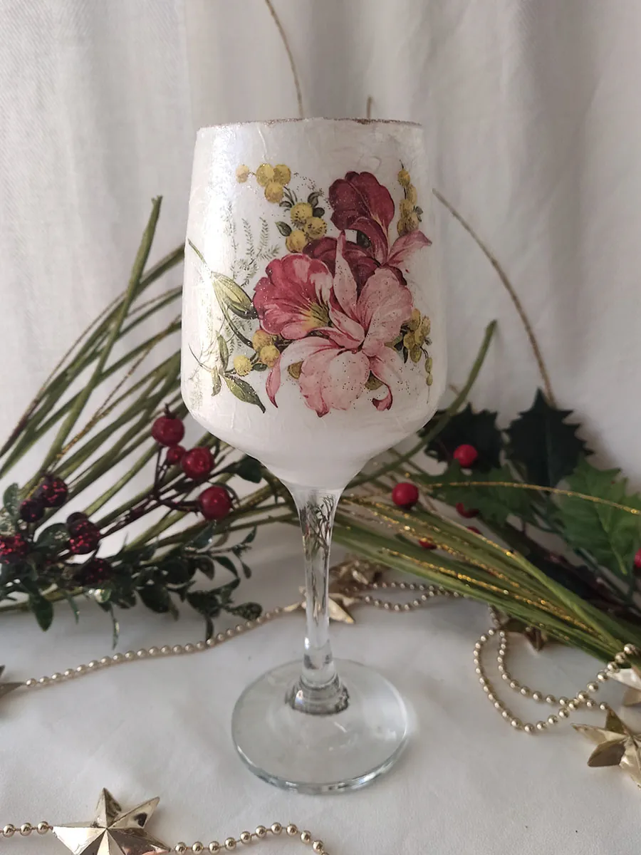 XMAS24-0015-4 Χειροποίητο Διακοσμητικό Γυάλινο Ποτήρι με Σχέδια Λουλουδιών | CHRISARTI