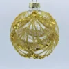 XMAS24-0018 (1) Γυάλινη μπάλα στολίδι με χρυσό glitter και πούλιες 8εκ | CHRISARTI