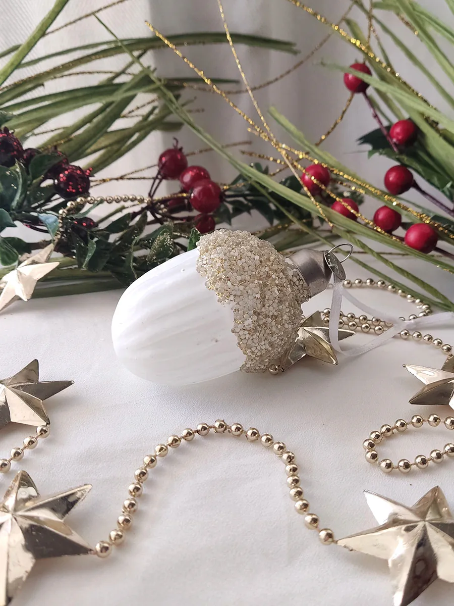 XMAS24-0022 (2) Γυάλινο στολίδι βελανίδι για χριστουγεννιάτικο δέντρο με χρυσό glitter | CHRISARTI