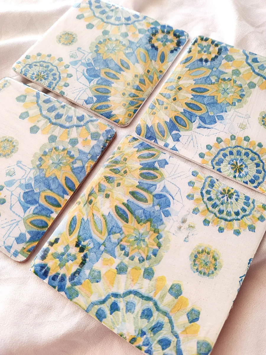 Σουβέρ ξύλινα Καλειδοσκόπιο σετ 4 τμχ