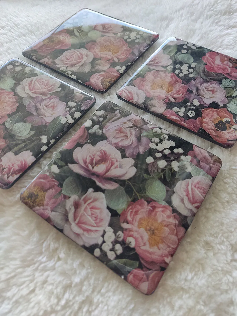 Σουβέρ ξύλινα ροζ λουλούδια σετ 4 τμχ