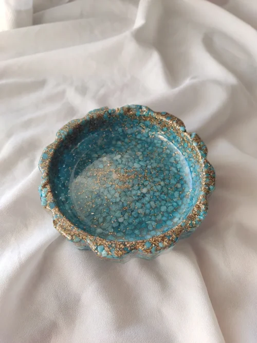 Διακοσμητικό πιατάκι με μπλε πετραδάκια