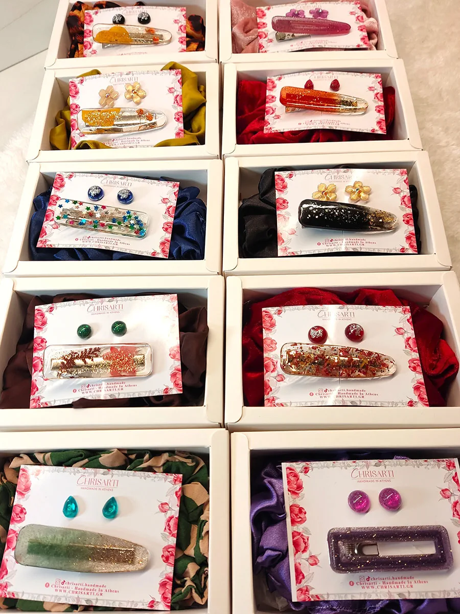 AMYSTERYBOX-0002L Mystery Box με Ατσάλινα Σκουλαρίκια και Αξεσουάρ Μαλλιών – Εκπλήξεις σε Τρία Μεγέθη | CHRISARTI