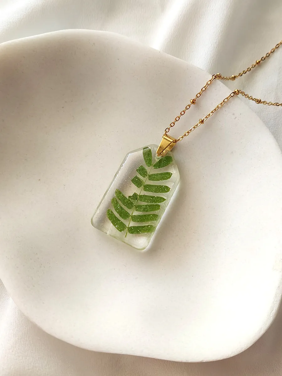 Μενταγιόν με πράσινα φύλλα δέντρου - διάφορα σχήματα | Blossom Jewelry Collection