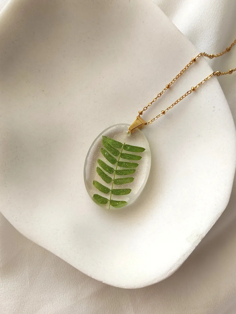 Μενταγιόν με πράσινα φύλλα δέντρου - διάφορα σχήματα | Blossom Jewelry Collection