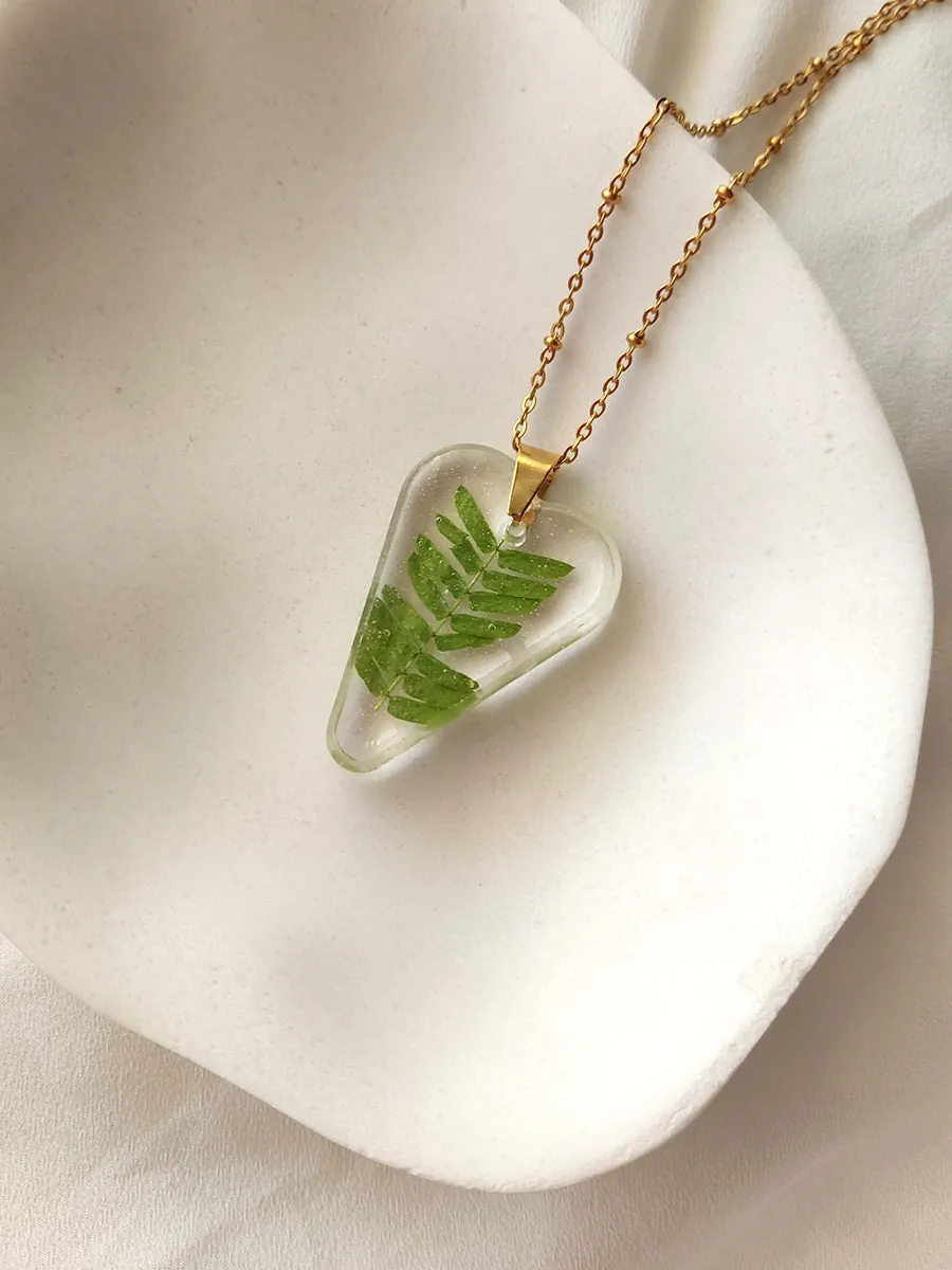Μενταγιόν με πράσινα φύλλα δέντρου - διάφορα σχήματα | Blossom Jewelry Collection