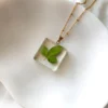 BL_NECKLACES-0004 (1) Μενταγιόν τετράγωνο με αληθινά φύλλα | Blossom Jewelry Collection