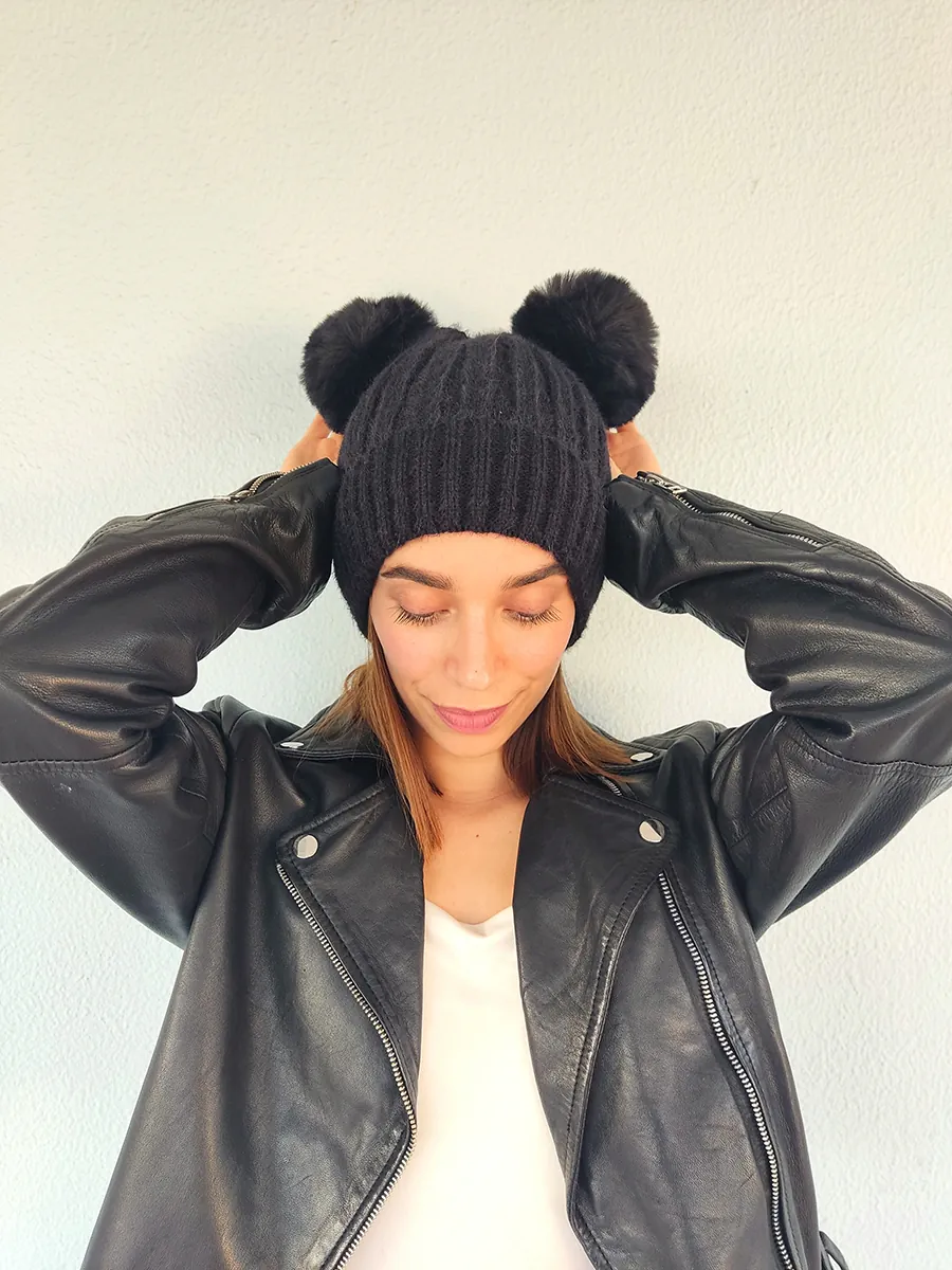 Μονόχρωμο Σκουφί με Δύο Φούντες και Επένδυση – 3 αποχρώσεις | CHRISARTI