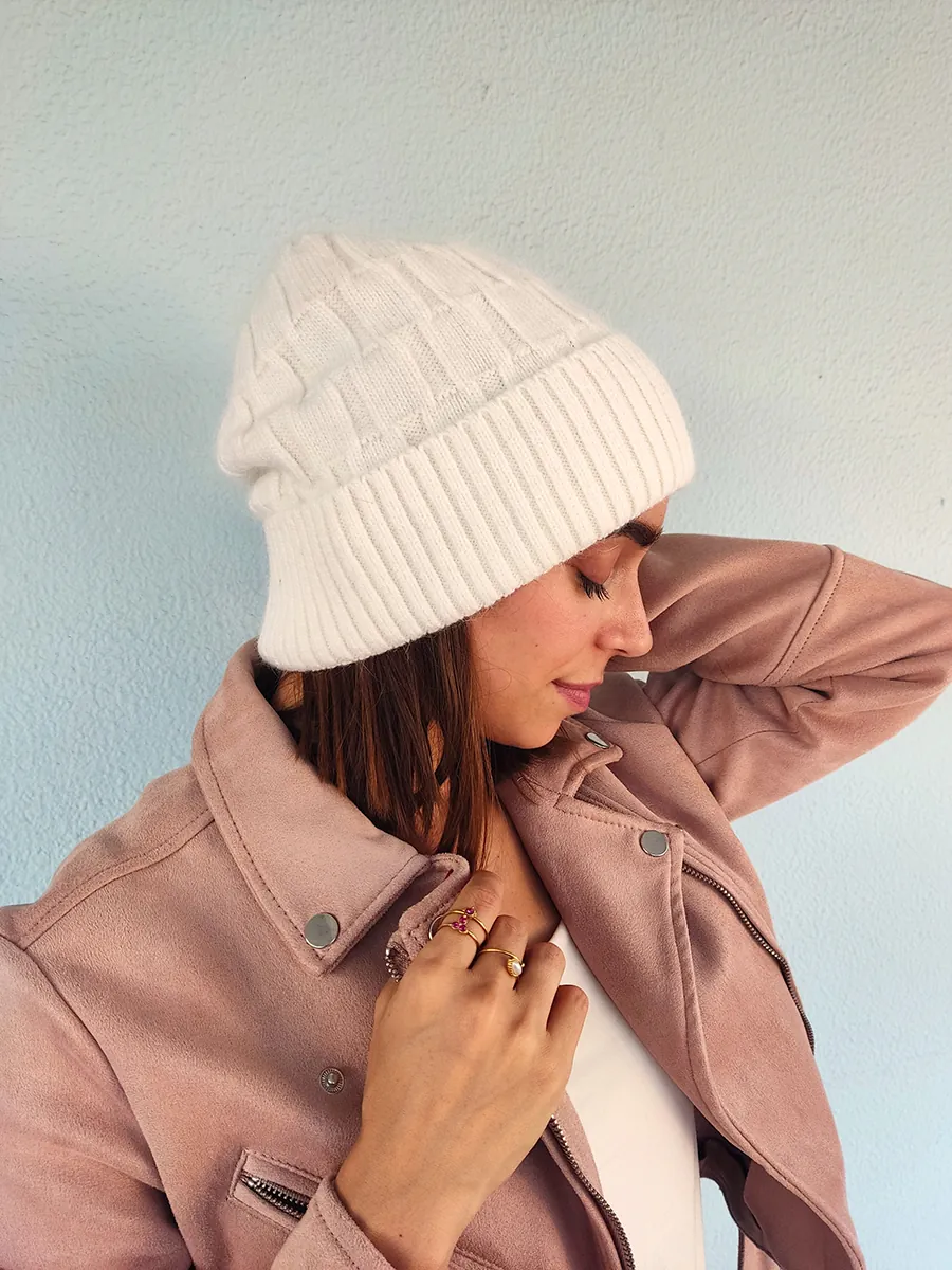 Σκουφί με πλέξη αμύγδαλο – Ζεστό, μοντέρνο και άνετο σε 7 αποχρώσεις | CHRISARTI