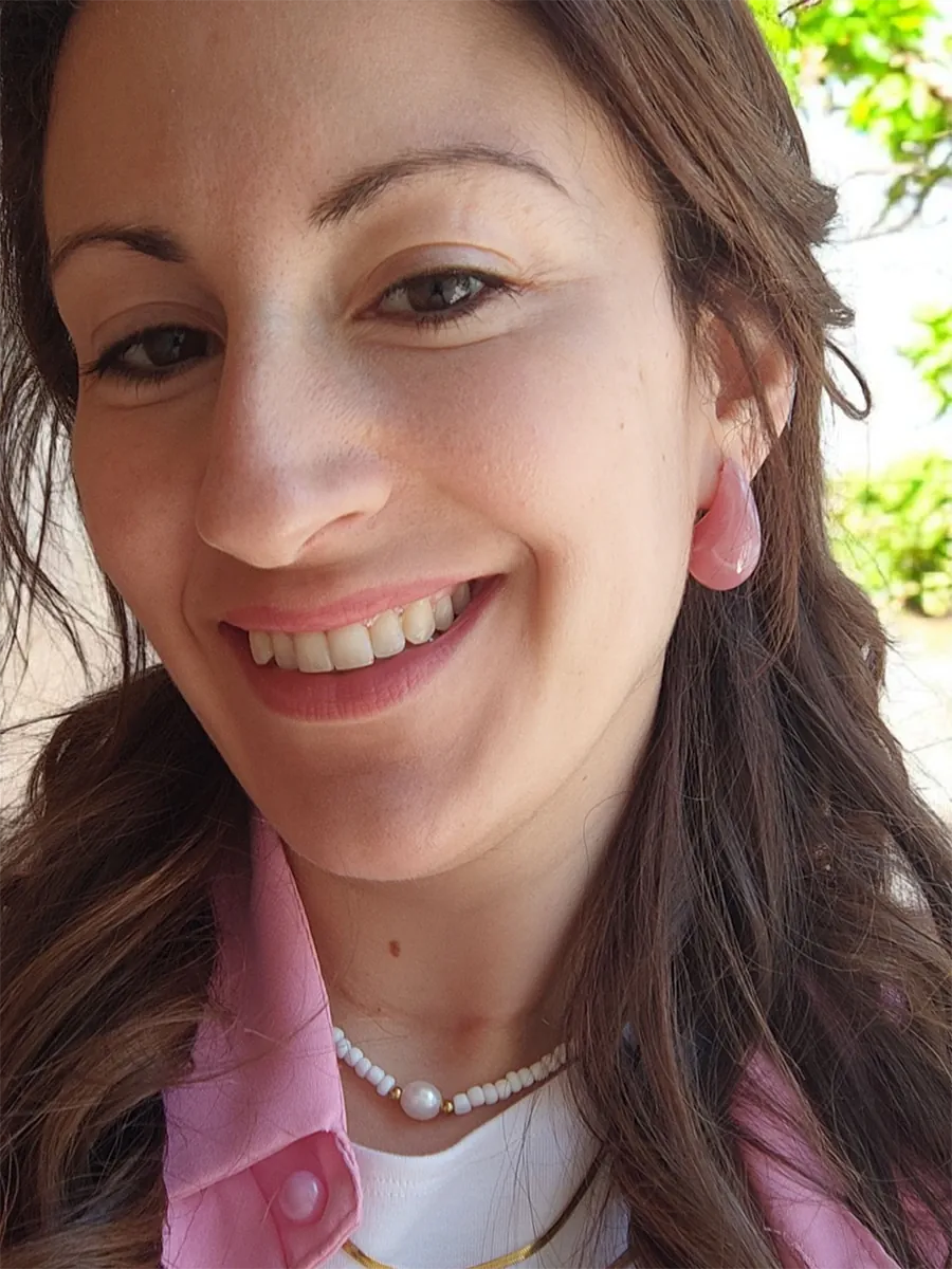 EARRINGKRF-0038 (2) Ατσάλινα Σκουλαρίκια Σταγόνα σε Ροζ με Λευκά Νερά | CHRISARTI