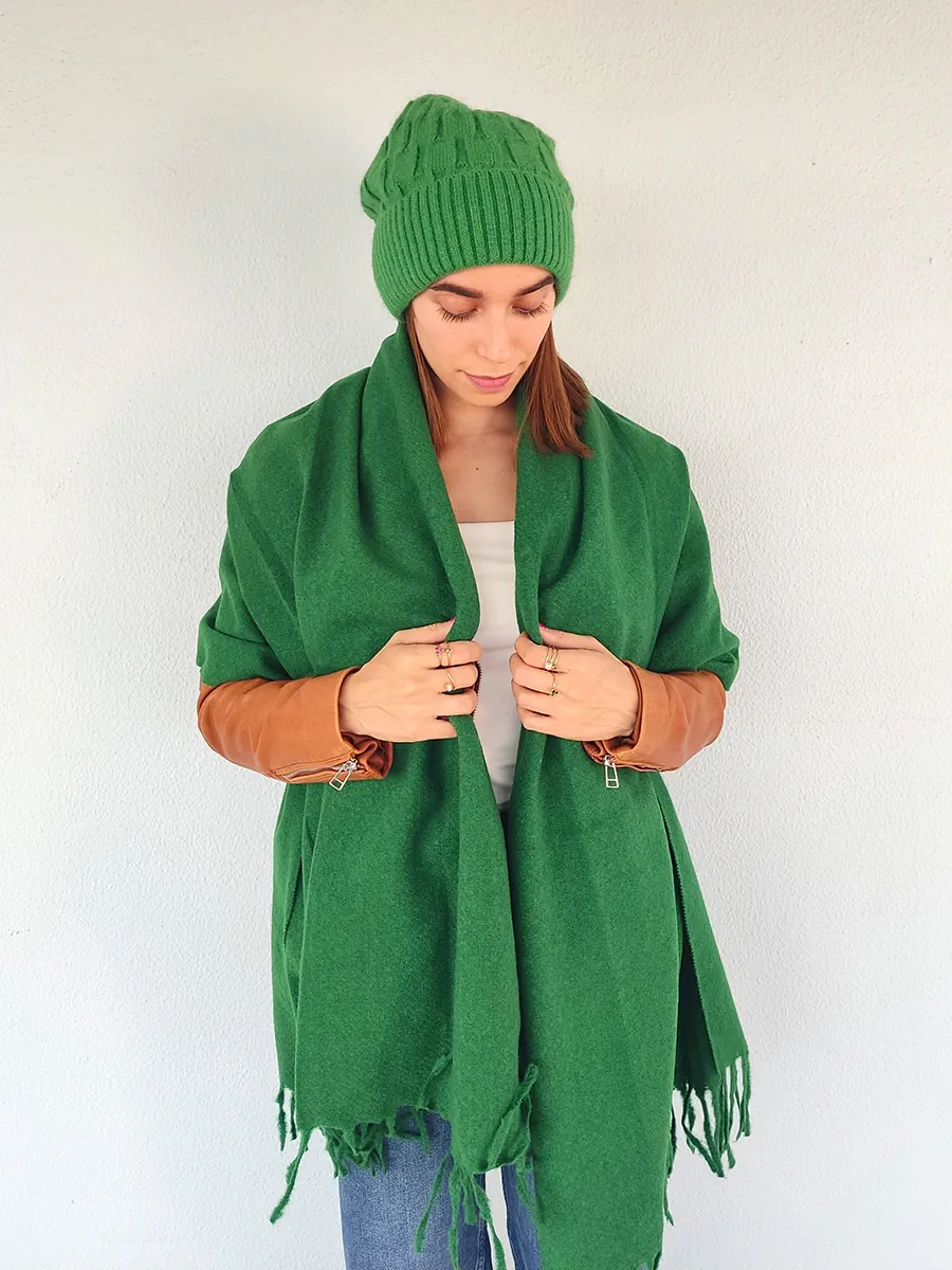 Μονόχρωμη Πράσινη Πασμίνα - Κασκόλ με Κρόσια | CHRISARTI