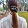 Scrunchie Λάστιχο μαλλιών σατέν λαδί Large