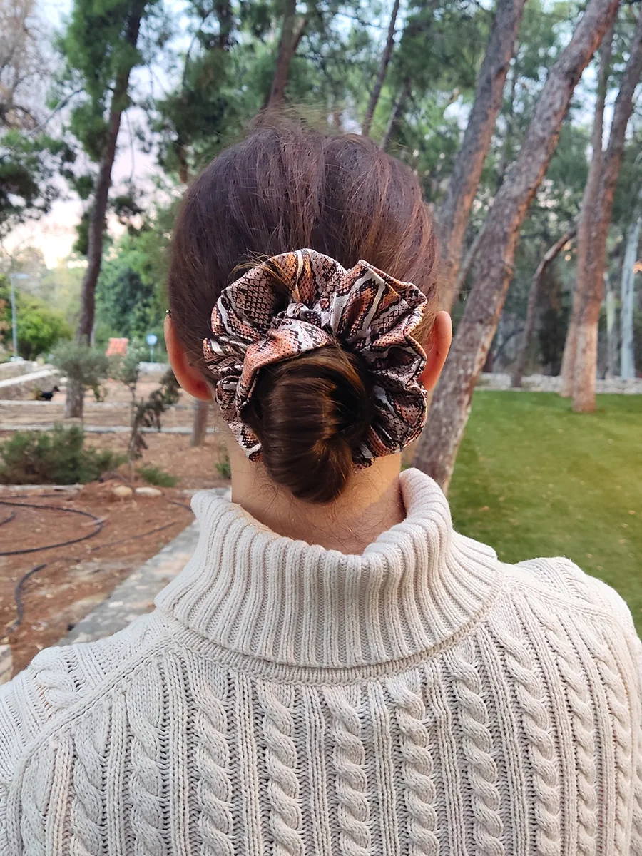 Scrunchie Λάστιχο μαλλιών δερματίνης snake print καφέ Large