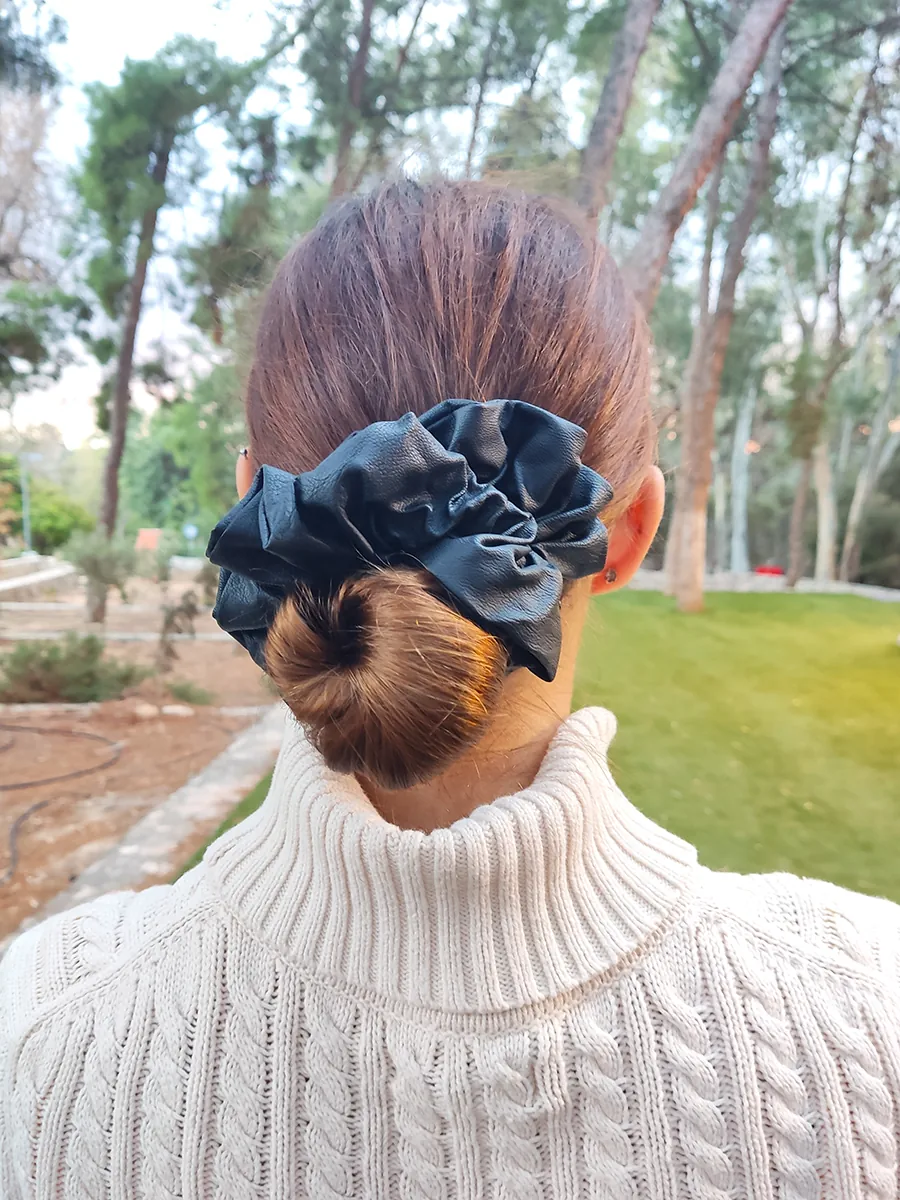 Scrunchie Λάστιχο μαλλιών δερματίνης μαύρο Large